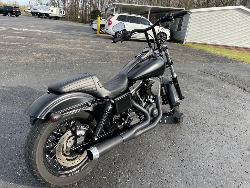 Harley-Davidson Street Bob  2017