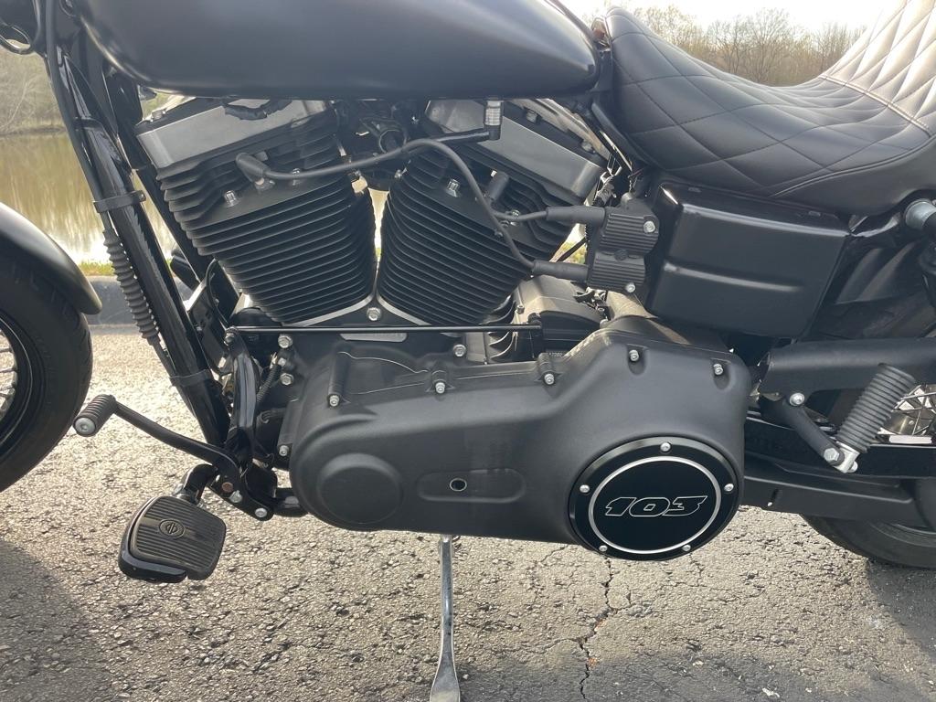 Harley-Davidson Street Bob  2017