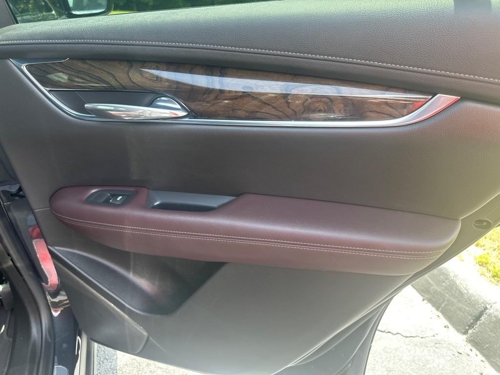 Cadillac XT6 FWD 4dr Premium Luxury 2021