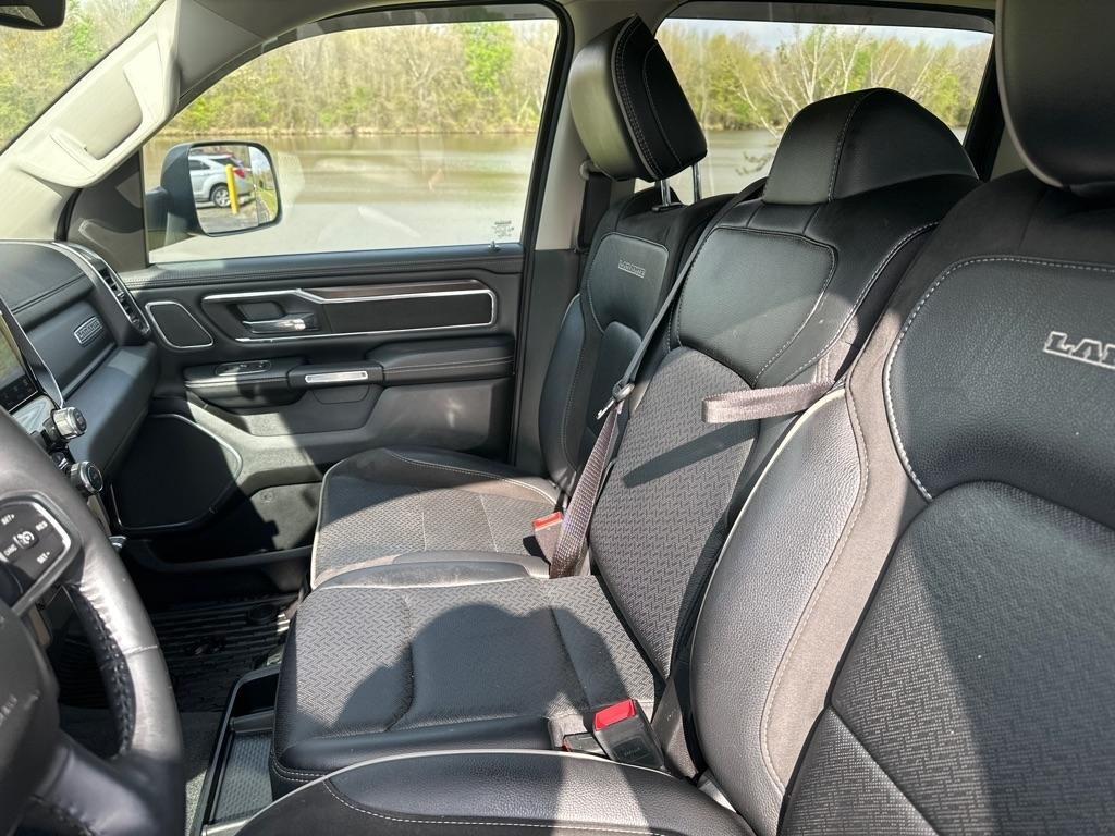 RAM 1500 Laramie 4x4 Crew Cab 5'7" Box 2022