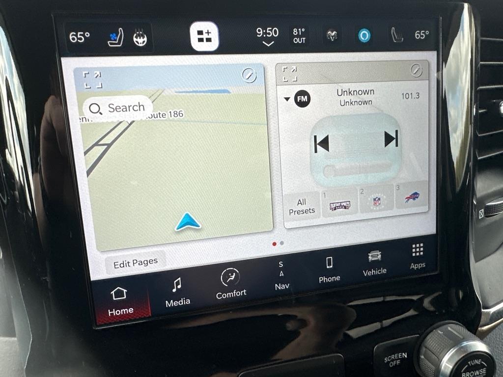 RAM 1500 Laramie 4x4 Crew Cab 5'7" Box 2022