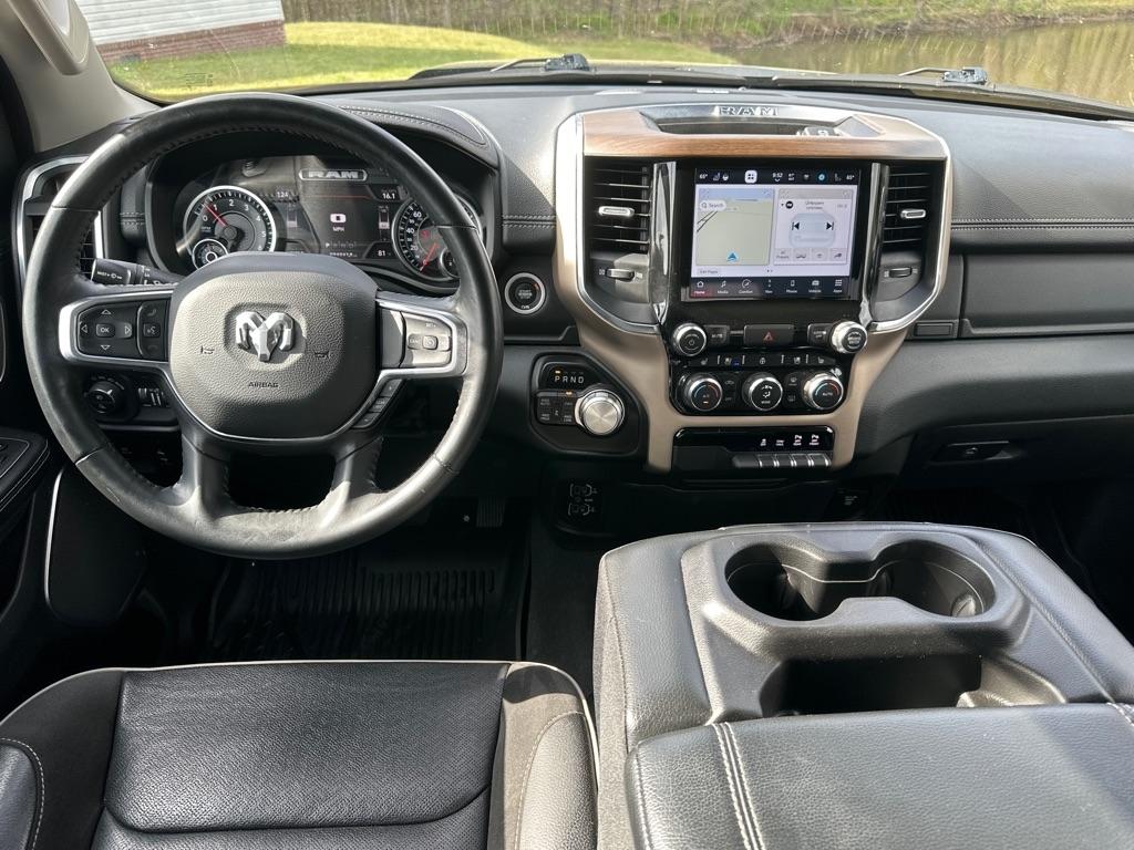 RAM 1500 Laramie 4x4 Crew Cab 5'7" Box 2022