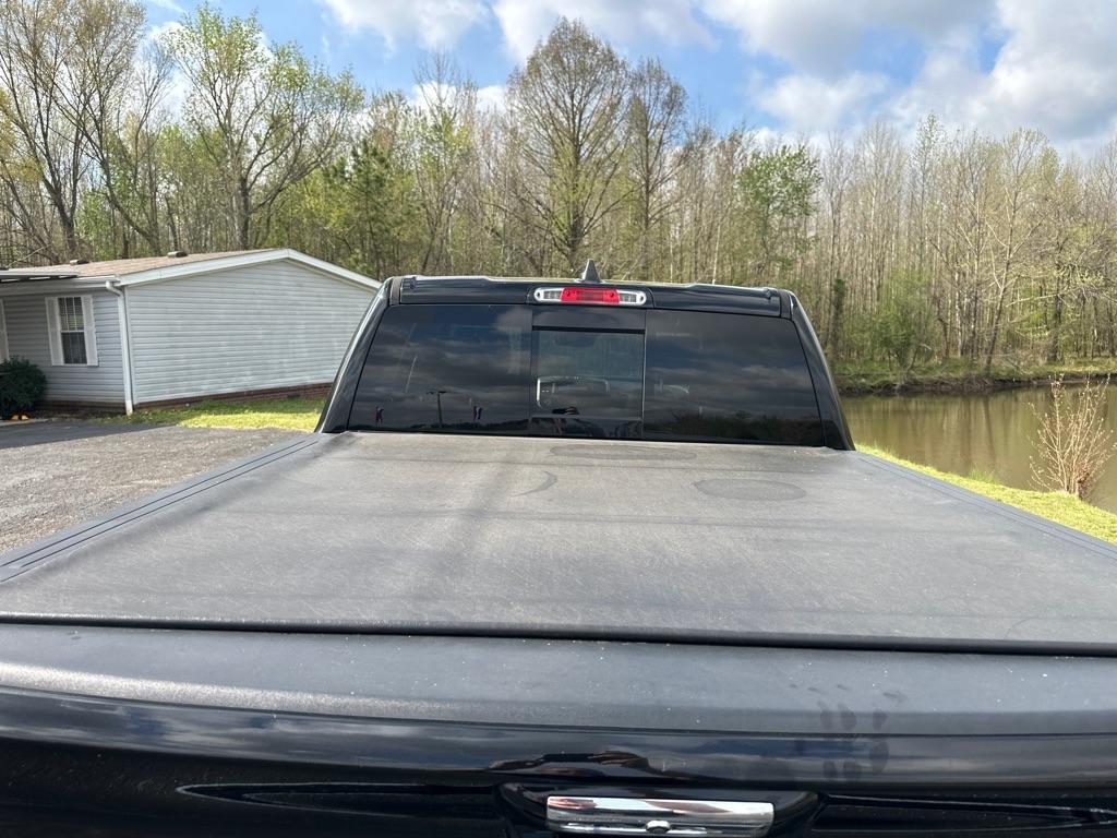 RAM 1500 Laramie 4x4 Crew Cab 5'7" Box 2022