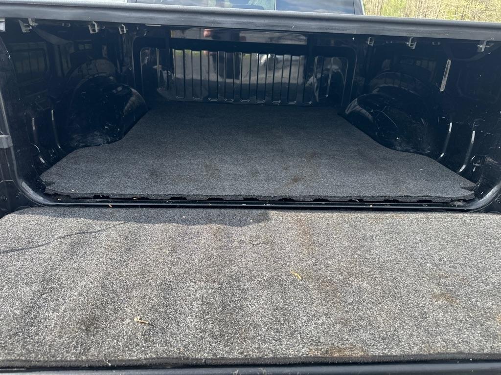 RAM 1500 Laramie 4x4 Crew Cab 5'7" Box 2022