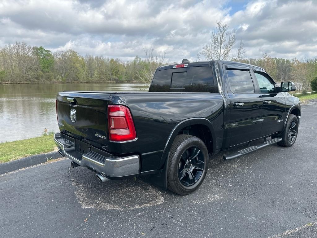 RAM 1500 Laramie 4x4 Crew Cab 5'7" Box 2022