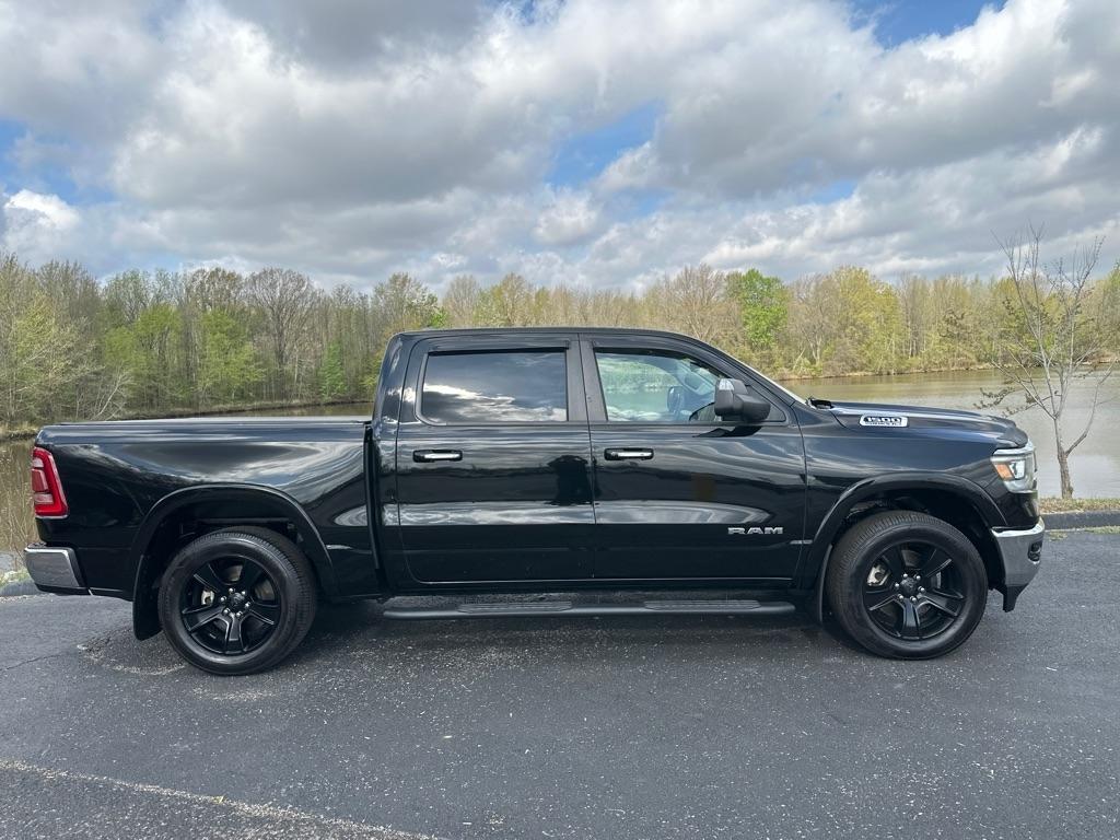 RAM 1500 Laramie 4x4 Crew Cab 5'7" Box 2022
