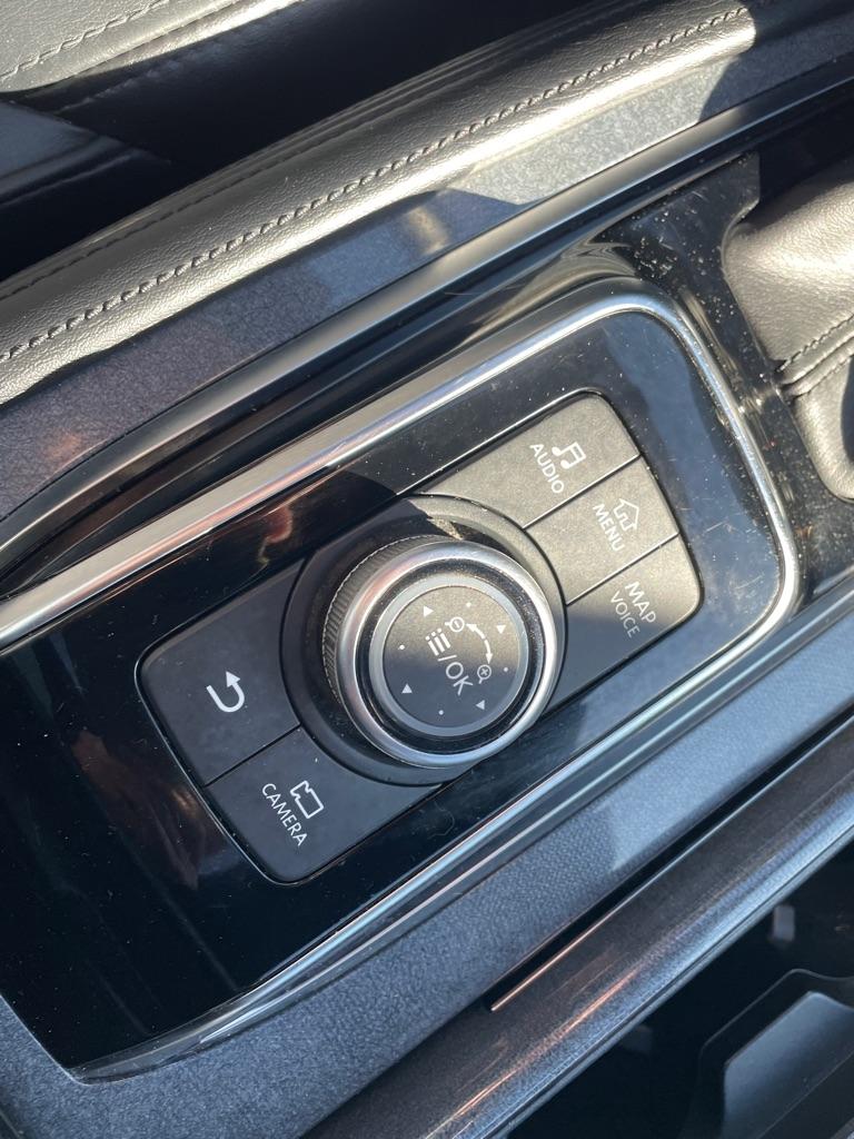 Nissan Armada 4x4 SL 2021