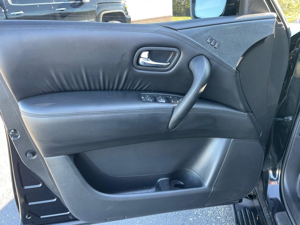 Nissan Armada 4x4 SL 2021