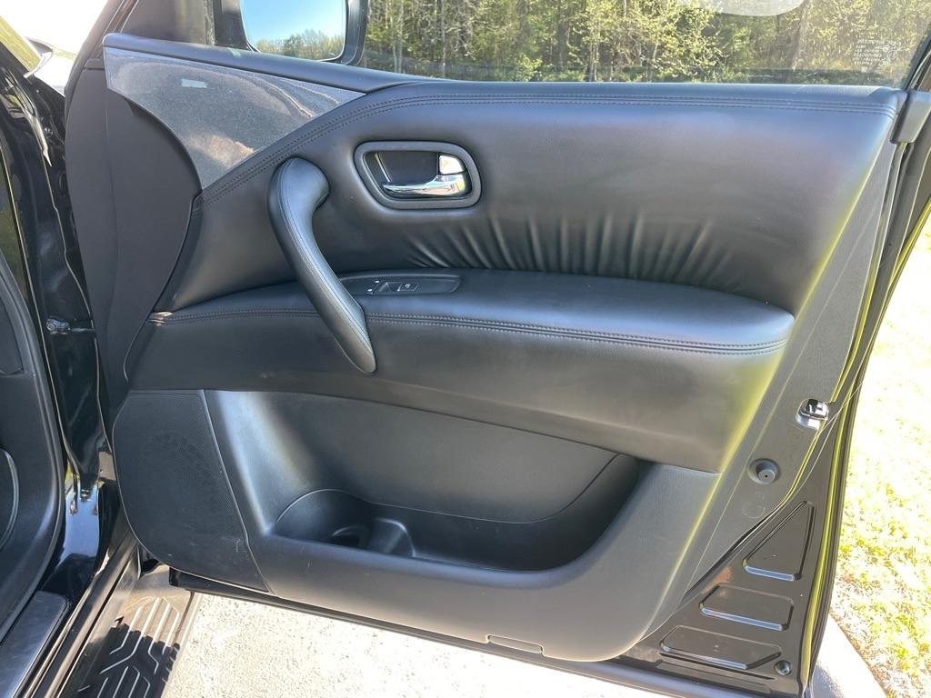 Nissan Armada 4x4 SL 2021