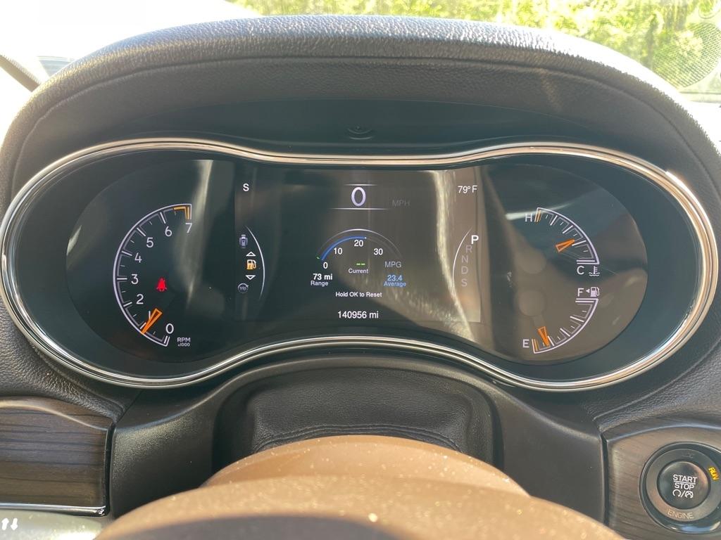 Jeep Grand Cherokee RWD 4dr Overland 2015