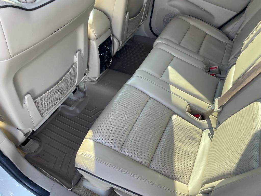 Jeep Grand Cherokee RWD 4dr Overland 2015