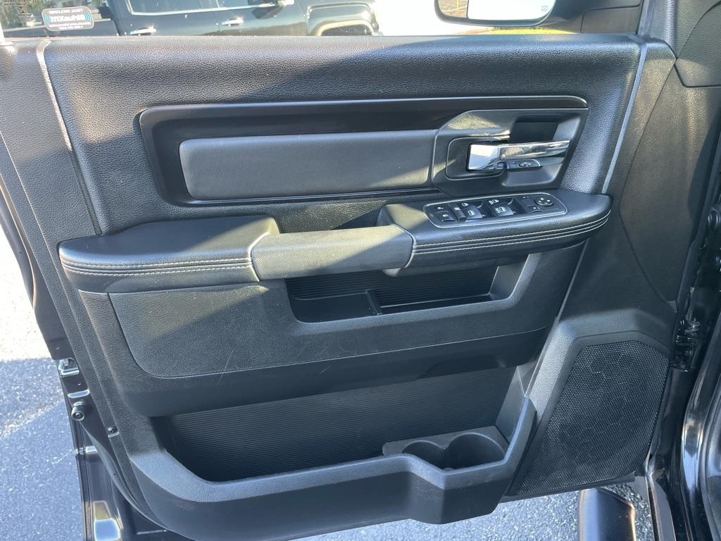 RAM 1500 Rebel 4x4 Crew Cab 5'7" Box 2017