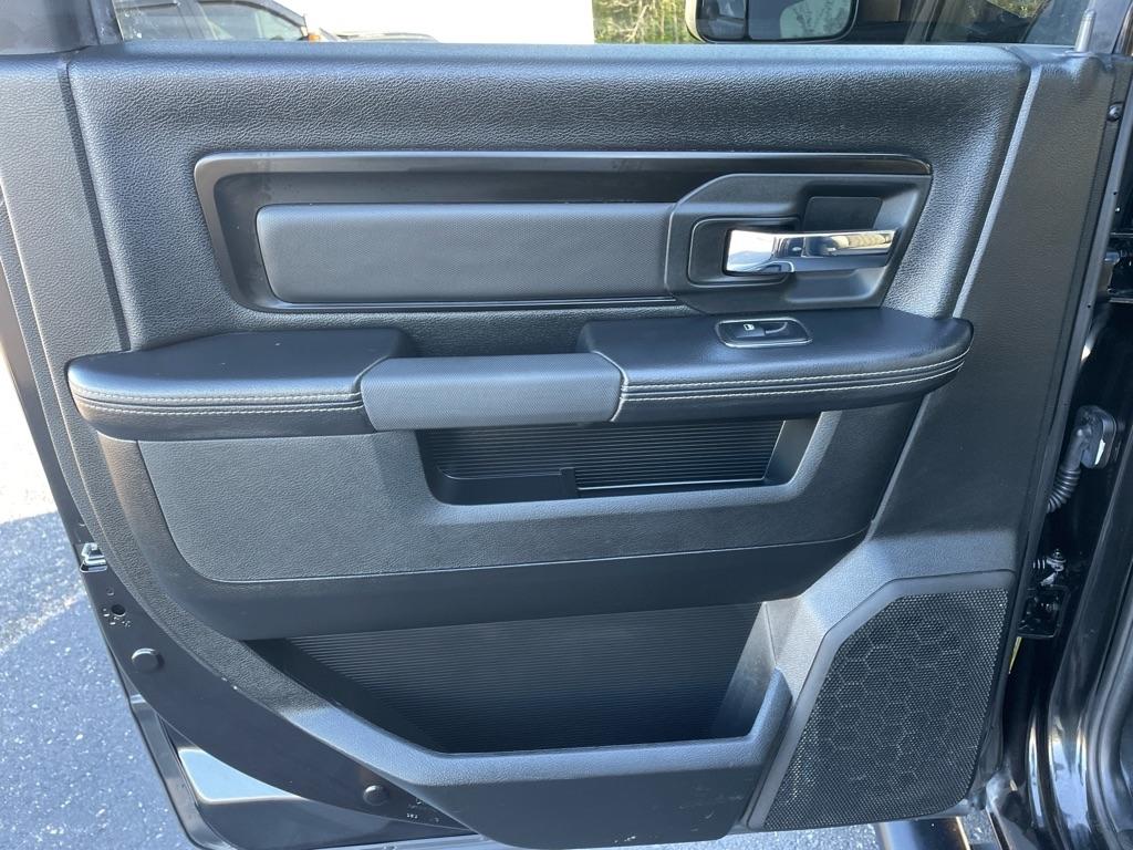 RAM 1500 Rebel 4x4 Crew Cab 5'7" Box 2017