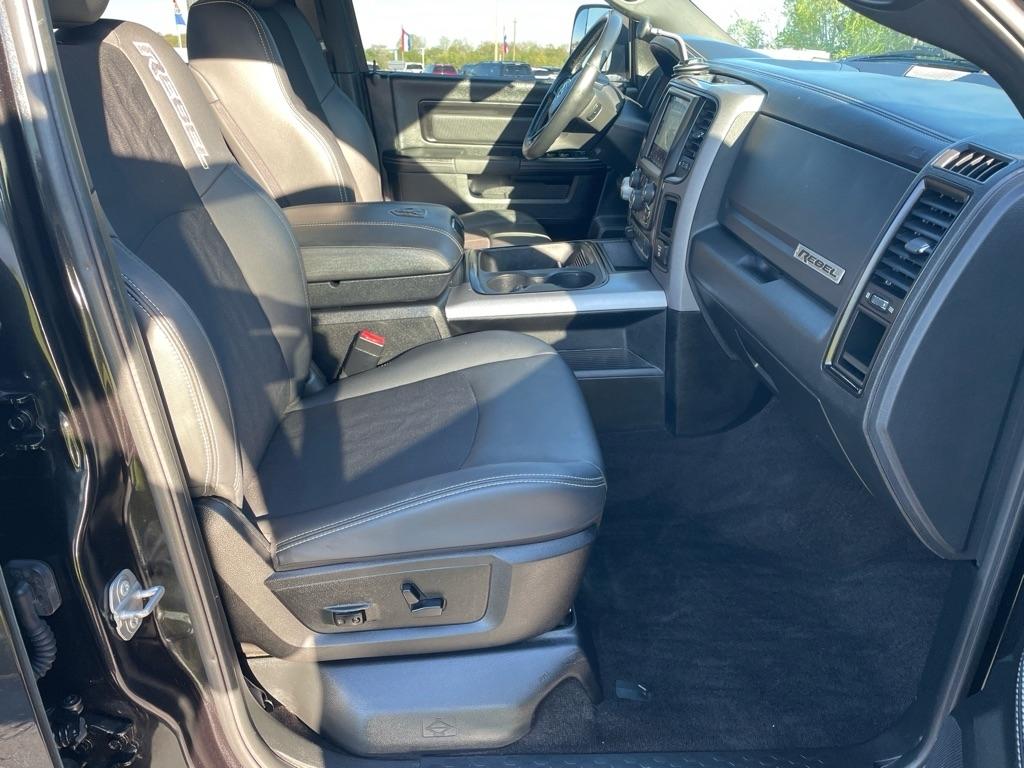 RAM 1500 Rebel 4x4 Crew Cab 5'7" Box 2017