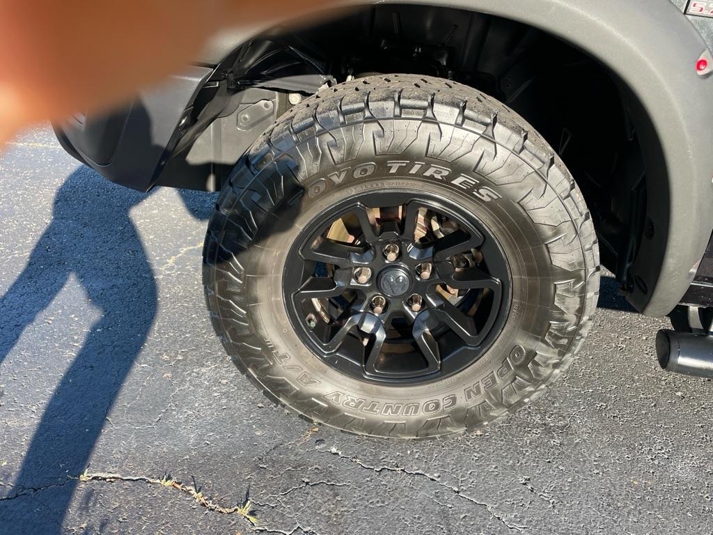 RAM 1500 Rebel 4x4 Crew Cab 5'7" Box 2017