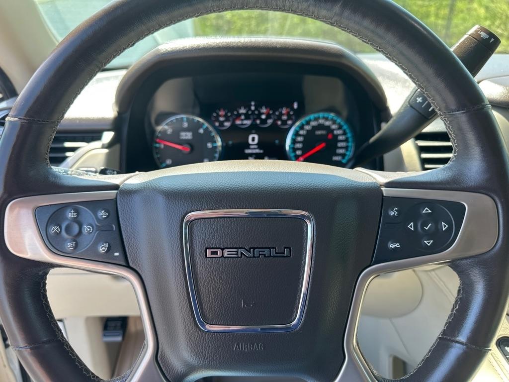 GMC Yukon 4WD 4dr Denali 2017