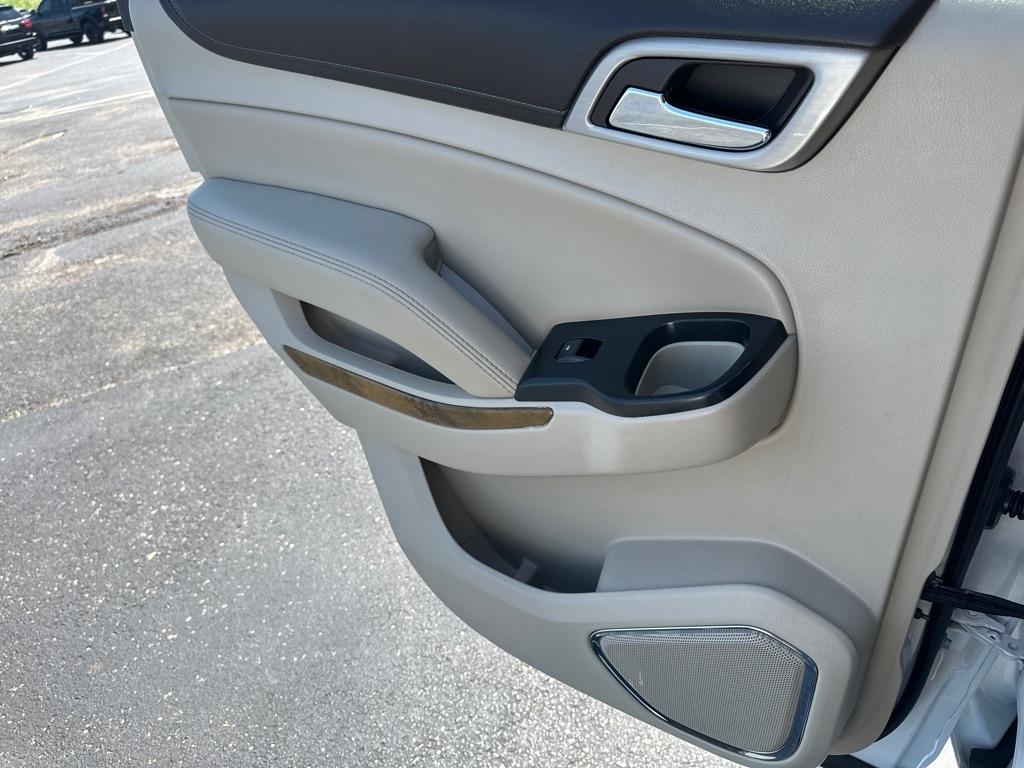 GMC Yukon 4WD 4dr Denali 2017