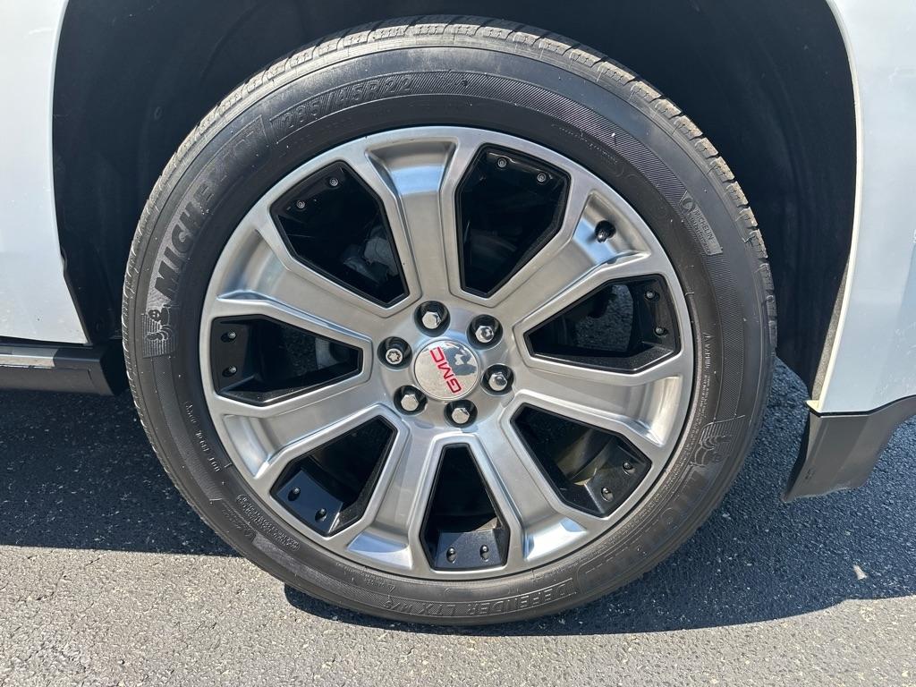 GMC Yukon 4WD 4dr Denali 2017