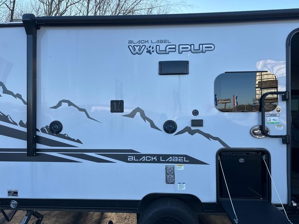 Forest River Wolf Pup  2022