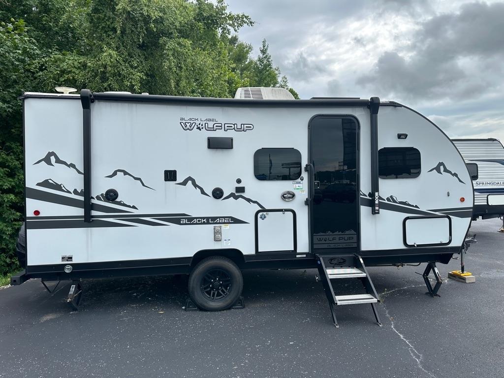 Forest River Wolf Pup 17B Travel Trailer 2022