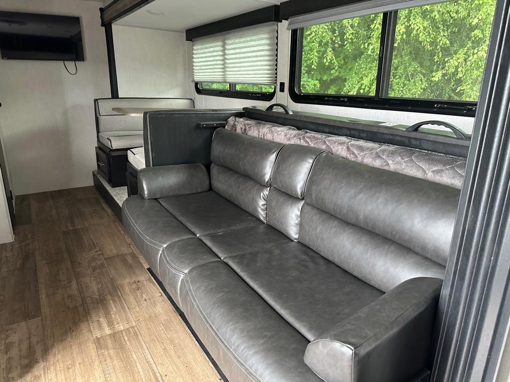Forest River Wolf Pup 17B Travel Trailer 2022