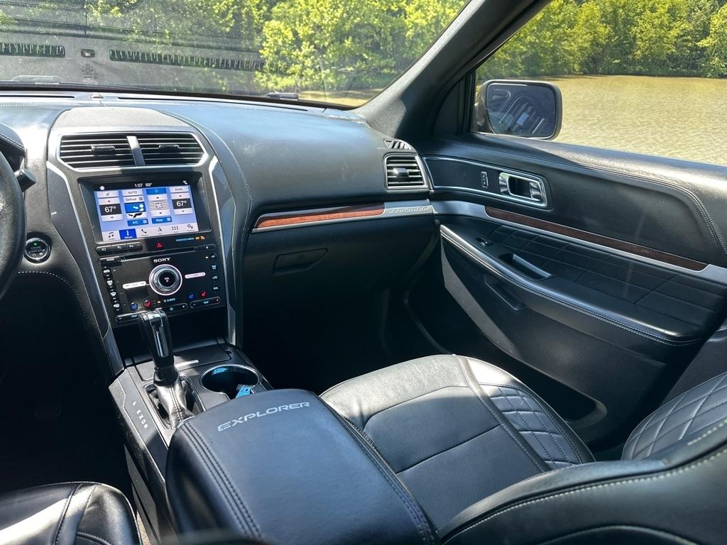 Ford Explorer Platinum 4WD 2018