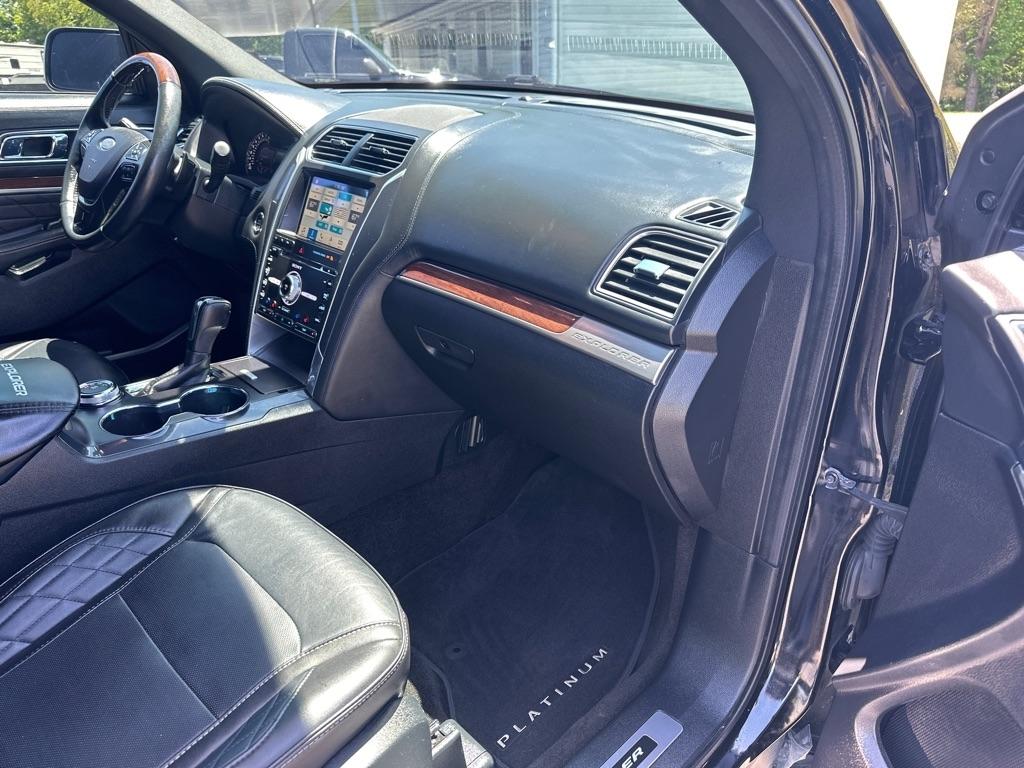 Ford Explorer Platinum 4WD 2018