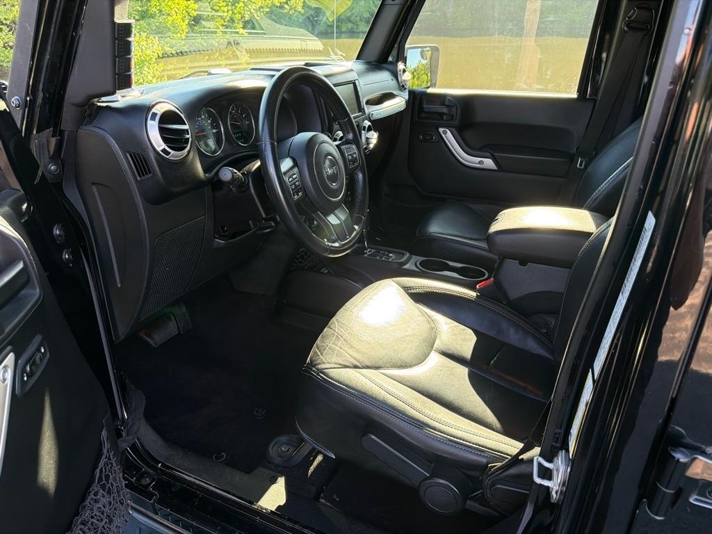 Jeep Wrangler Unlimited 4WD 4dr Sahara 2015
