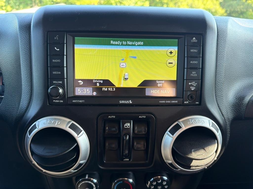 Jeep Wrangler Unlimited 4WD 4dr Sahara 2015