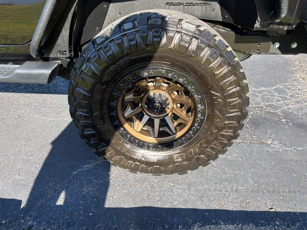 Jeep Wrangler Unlimited 4WD 4dr Sahara 2015