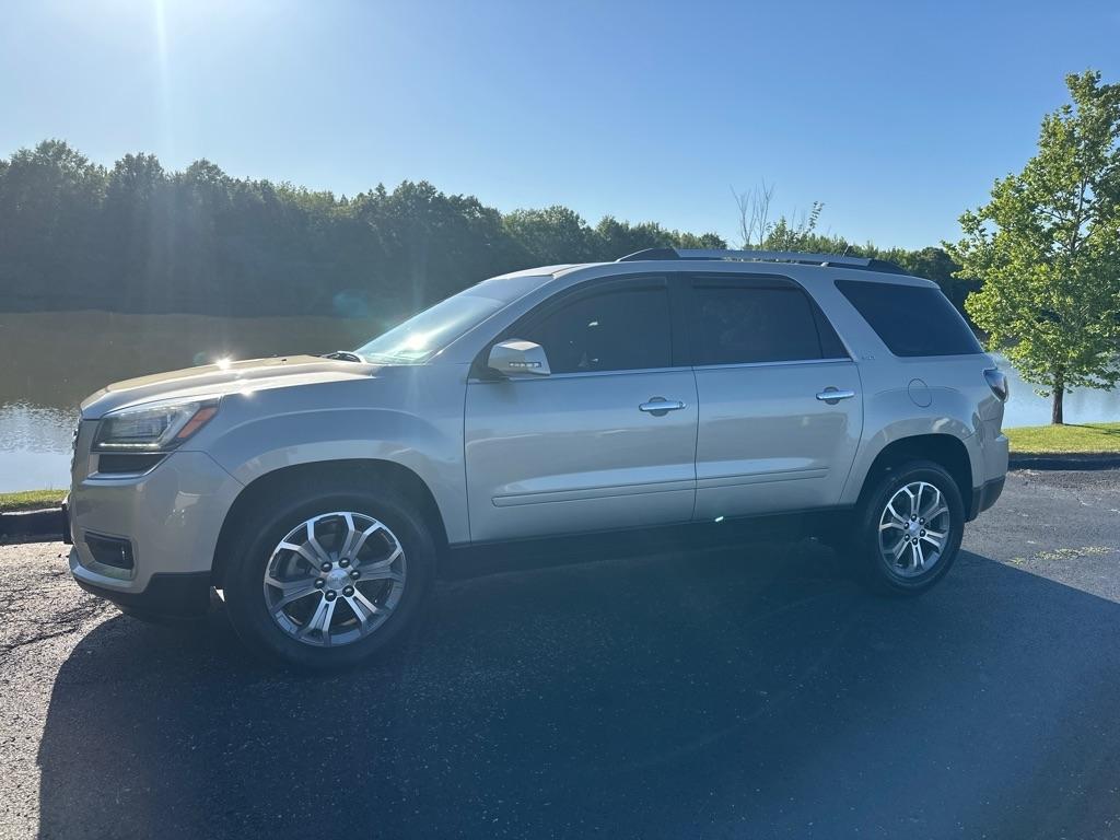 GMC Acadia FWD 4dr SLT w/SLT-1 2015