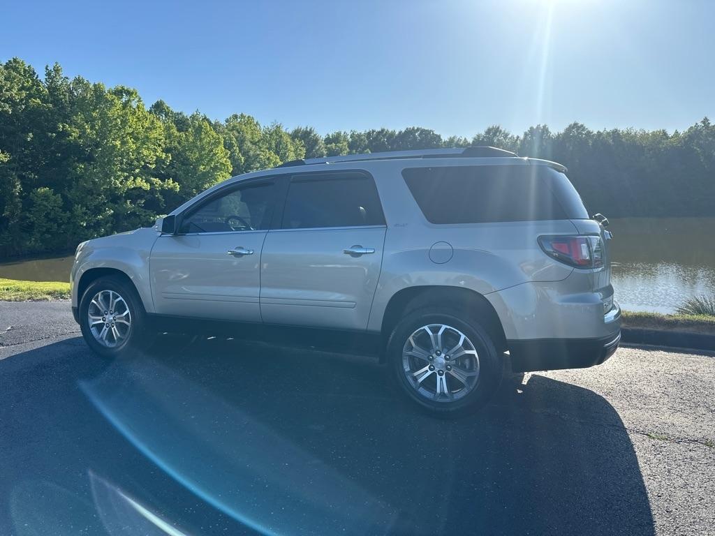 GMC Acadia FWD 4dr SLT w/SLT-1 2015