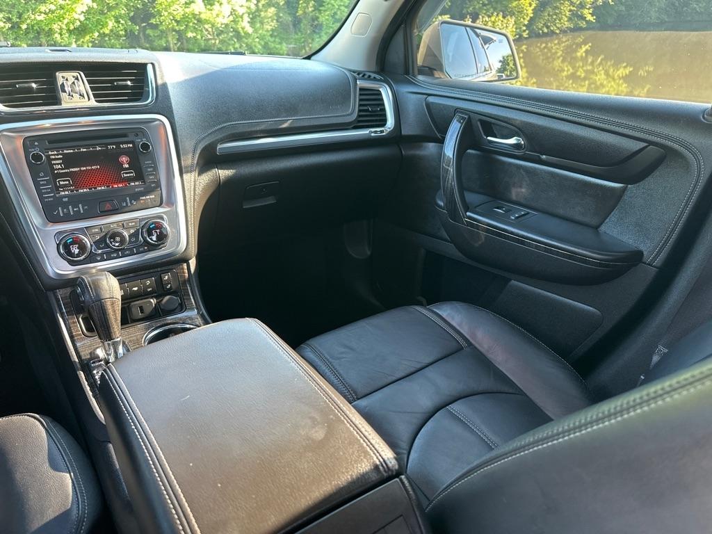 GMC Acadia FWD 4dr SLT w/SLT-1 2015
