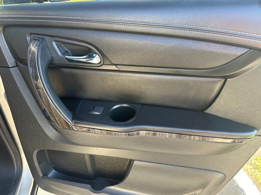 GMC Acadia FWD 4dr SLT w/SLT-1 2015