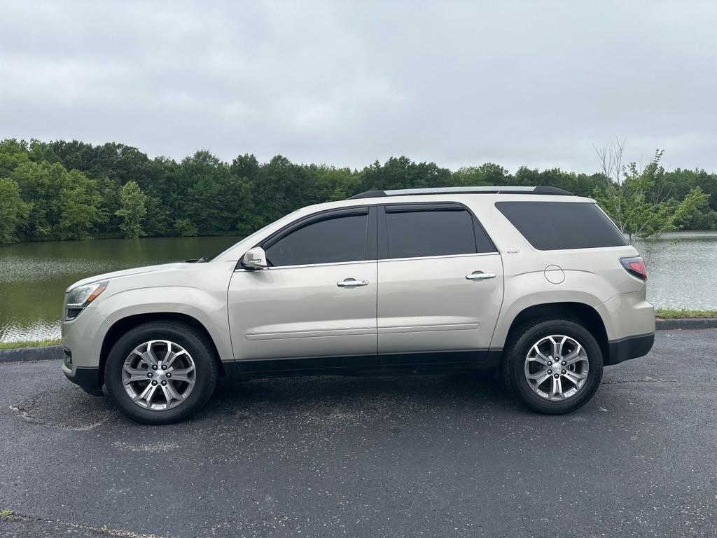 GMC Acadia FWD 4dr SLT w/SLT-1 2015