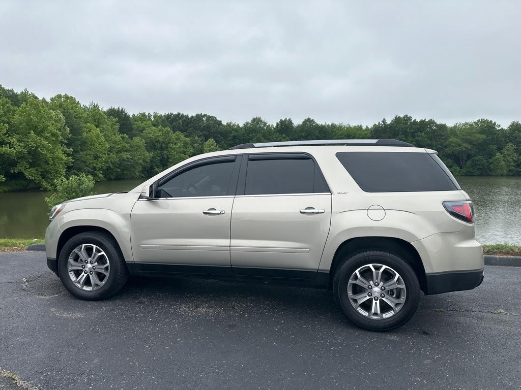 GMC Acadia FWD 4dr SLT w/SLT-1 2015