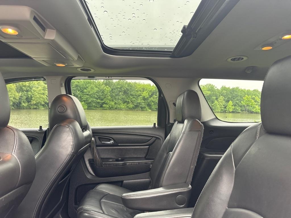 GMC Acadia FWD 4dr SLT w/SLT-1 2015