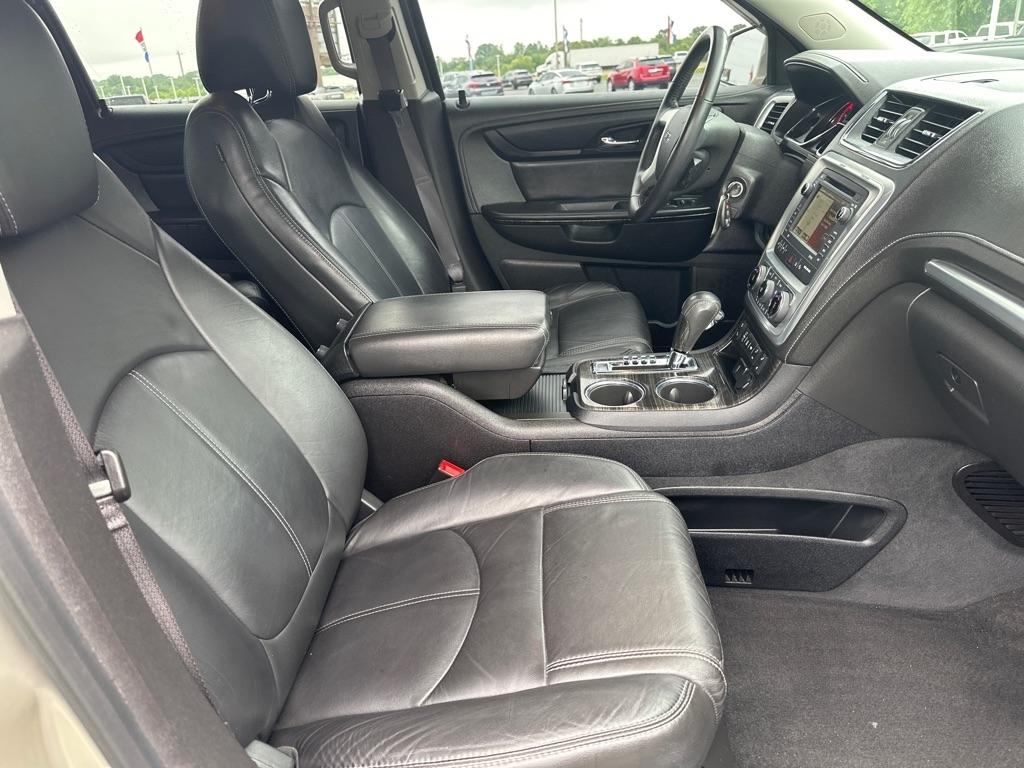 GMC Acadia FWD 4dr SLT w/SLT-1 2015