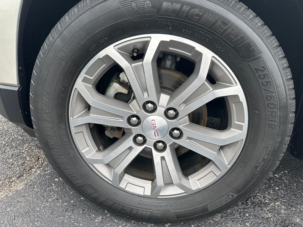 GMC Acadia FWD 4dr SLT w/SLT-1 2015