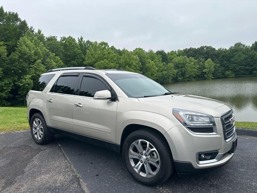 GMC Acadia FWD 4dr SLT w/SLT-1 2015