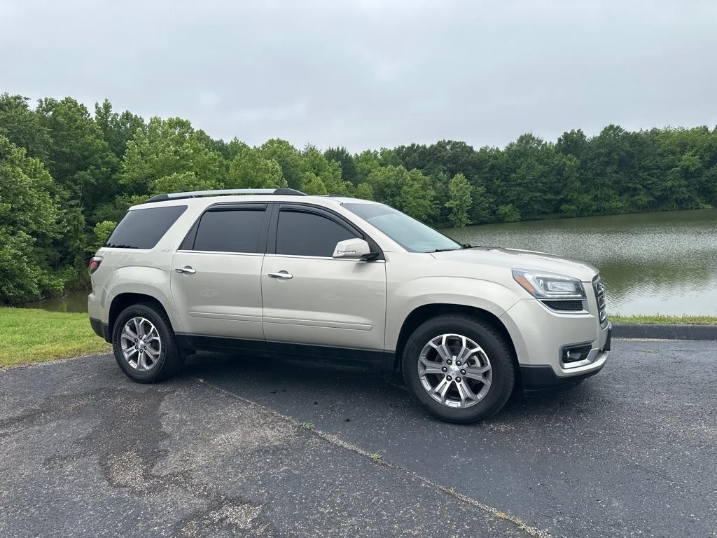 GMC Acadia FWD 4dr SLT w/SLT-1 2015