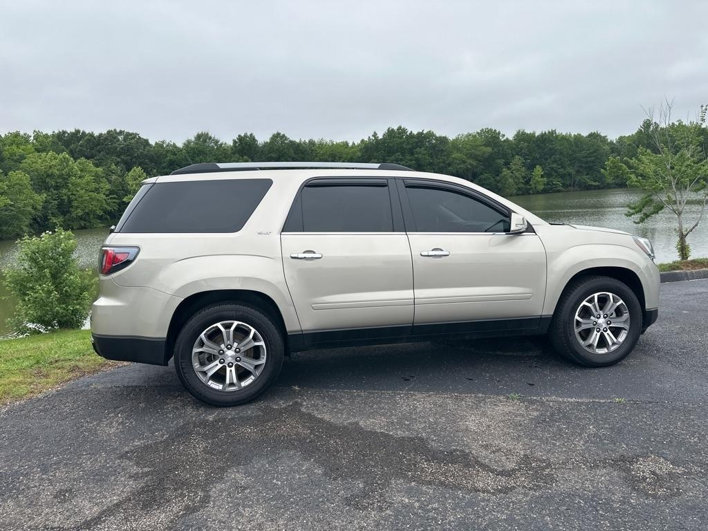 GMC Acadia FWD 4dr SLT w/SLT-1 2015