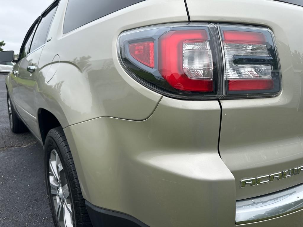 GMC Acadia FWD 4dr SLT w/SLT-1 2015