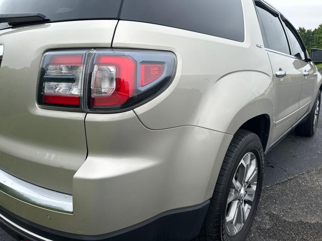 GMC Acadia FWD 4dr SLT w/SLT-1 2015