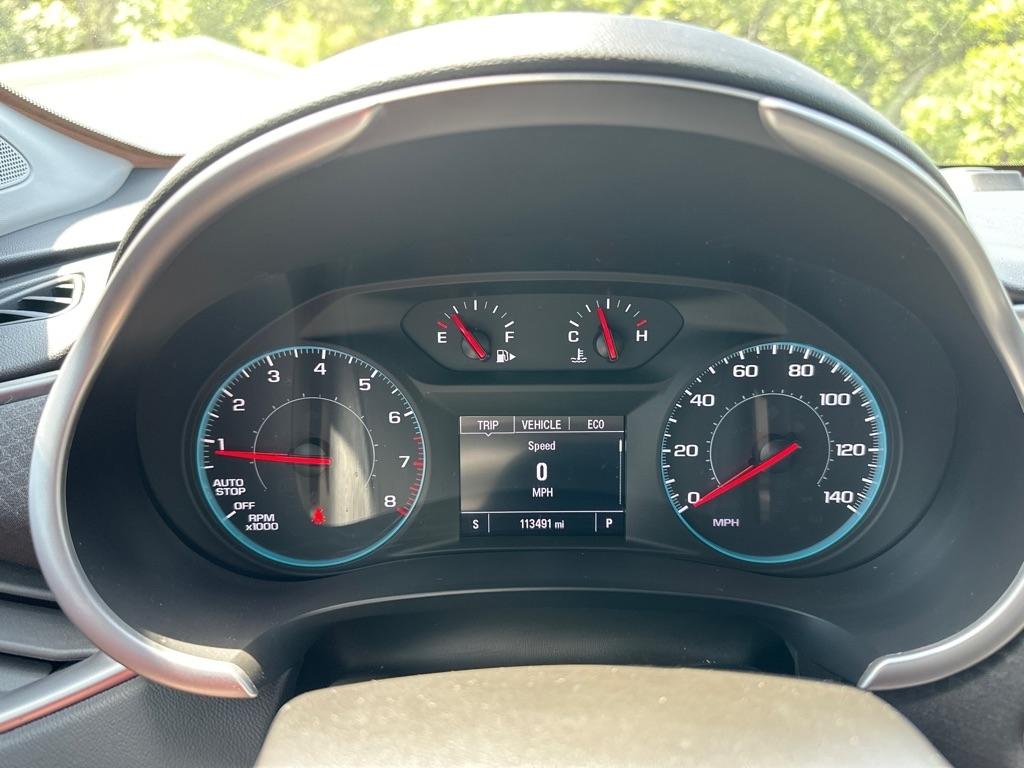 Chevrolet Malibu 4dr Sdn RS 2022