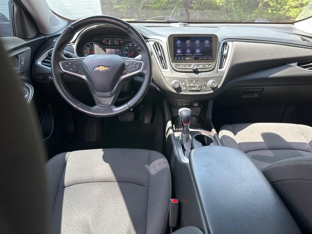 Chevrolet Malibu 4dr Sdn RS 2022