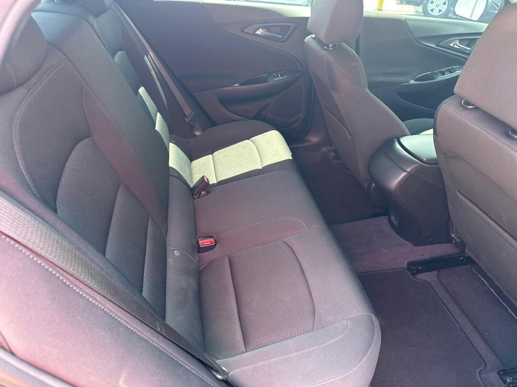 Chevrolet Malibu 4dr Sdn RS 2022
