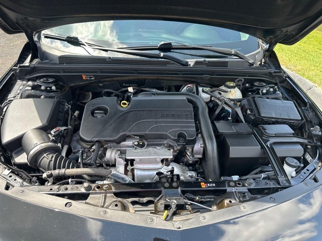 Chevrolet Malibu 4dr Sdn RS 2022