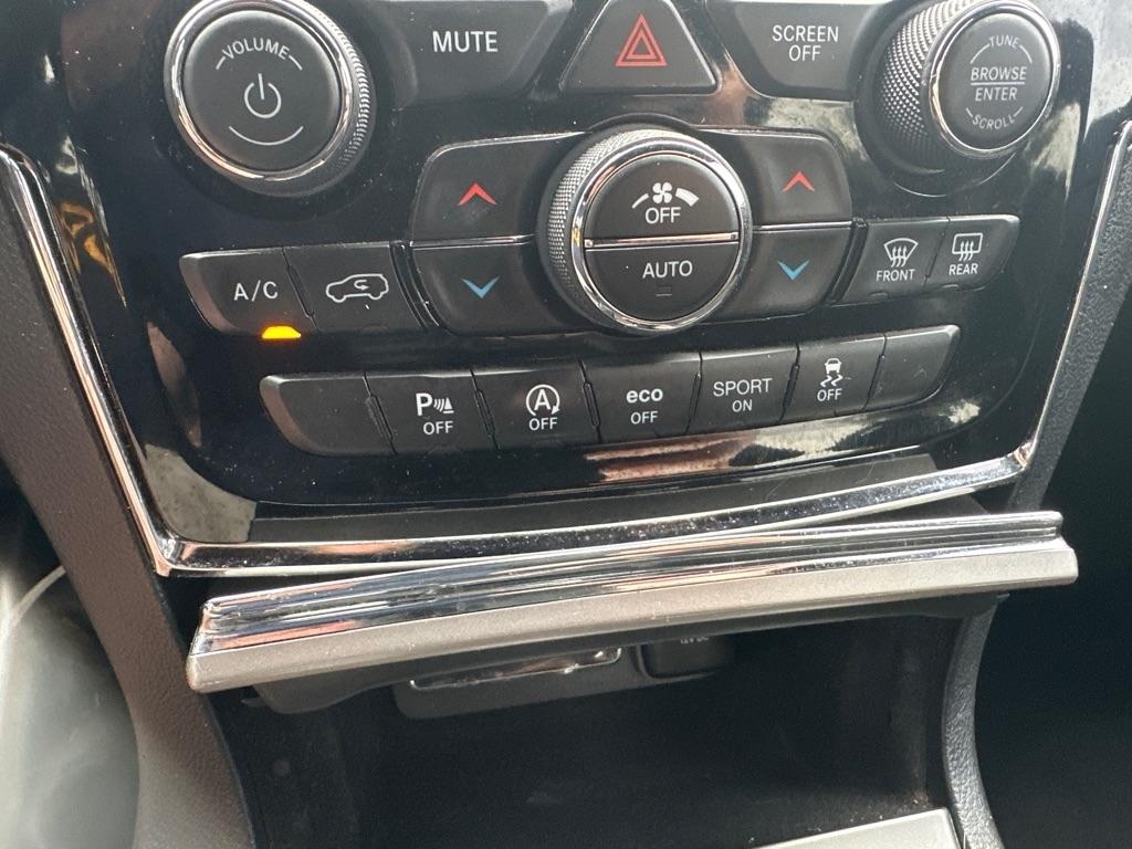 Jeep Grand Cherokee Altitude 4x2 2020