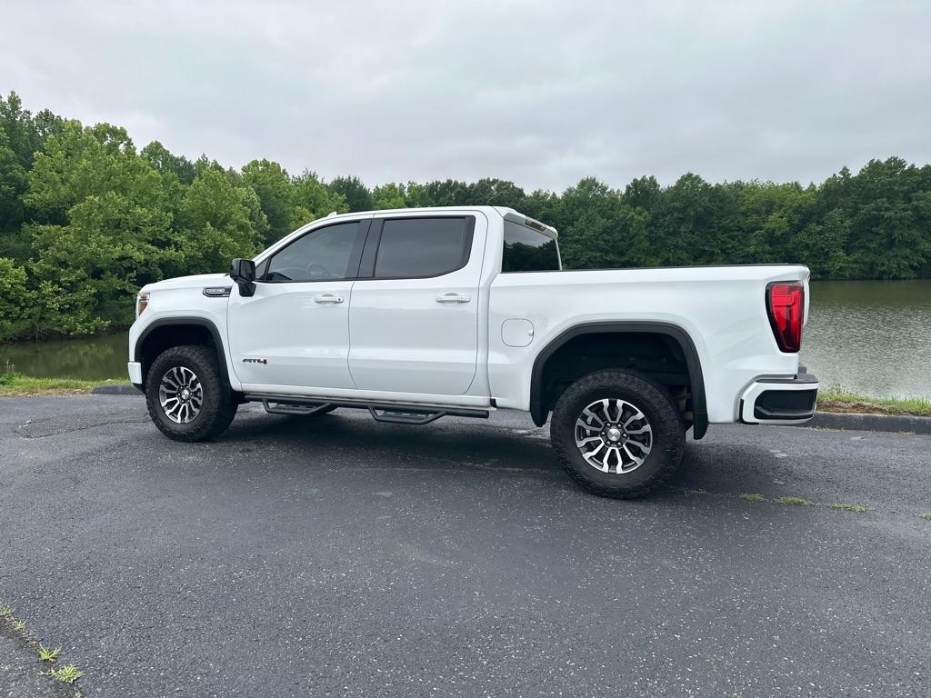 GMC Sierra 1500 4WD Crew Cab 147" AT4 2021